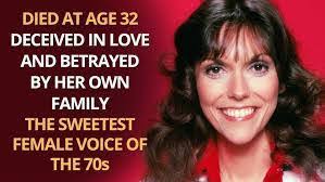 Samantha Mroz's Instagram, Twitter & Facebook