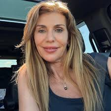 Thank y'all for this, Spotify 🙏🔥 Turn it up:  https://open.spotify.com/playlist/37i9dQZF1DX1lVhptIYRda?si=05a31a5501e943e6  #HotCountry #Angels