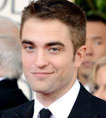 Robert Pattinson Goldenglobes Redcarpet Robert Pattinson Sideburn Styles Mens Hairstyles