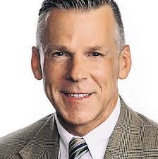 Bobbie Earles's Instagram, Facebook & TikTok