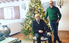 Desde 2011 a acompanhar reality shows, gossip e famosos! Manuel Luis Goucha Aborda O Casamento Com Rui Oliveira Claro Que Ha Aqui Uma Questao Muito Pratica Que E A Parte Legal Vip Pt