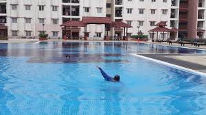 Crescent bay suites jalan bayu puteri 2 taman bayu puteri, johor bahru, malaysia. Swimming In Bayu Puteri Apartment Swimming Pool Part 2 Youtube