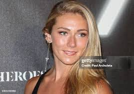 Elizabeth Collie's Instagram, Twitter & Facebook