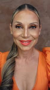 ELECTRIC MAKEUP BRUSH ESSENTIAL BROW SET BY GLORIAPELO Link directo de  venta aqui en mi perfil . #gloriapelobeautytools #electricmakeupbrush  #essentialbrowset #gloriapelo #gloriapeloshop #gloriapeloshopify  #gloriapelowalmart #gloriapeloebay ...