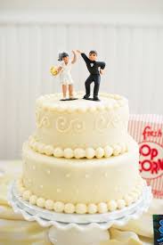 Love This Sassy Cake Topper Vintage 50s Inspired Jewish Wedding Jewish Wedding Cheap Bohemian Wedding Dress Cake