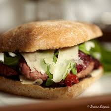 Huiles Et Olives Burger Ciabatta Quand Le Sud Ouest Rencontre La Provence Huiles Et Olives