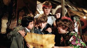 Celebrez Le 35e Anniversaire Du Film Classique The Goonies Lors D Un Evenement De Fans De Qua Pelicula Francesa Richard Gere John Travolta