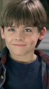 George Hout's Instagram, Twitter & Facebook