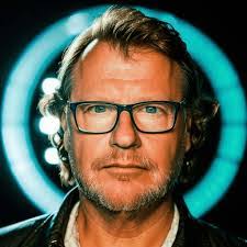 Kenneth Purdom's Instagram, Twitter & Facebook