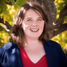 Student Faculty at Husky Communication