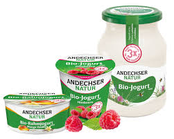 Tak třeba v tom dubai mall prodávají mražený jogurt na gramy. Bio Produkte Andechser Natur