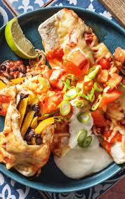 Enchiladas Mit Rauchiger Tomatensosse Rezept Hellofresh Rezept Enchiladas Rezept Enchiladas Vegetarisch Spanisches Essen