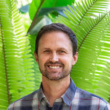 Julian Portilla's Instagram, Twitter & Facebook