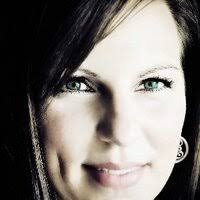 Ramona Lisa Wicht (@RamonaLisa)