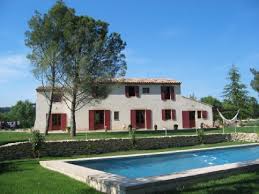 Con piscina de agua salada totalmente vallada y aseo exterior.la reserva en caso de anulacion solo se podra utilizar para otra semana que elijan. Villas Y Casas Rurales Con Piscinas Privadas