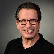 Thomas Zahn's Instagram, Twitter & Facebook