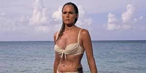 Μάλιστα, δεν ήταν λίγοι εκείνοι που βρήκαν ουσία σ' αυτό το ατόπημα. Oyrsoyla Antres Apo To Iefimerida Gr