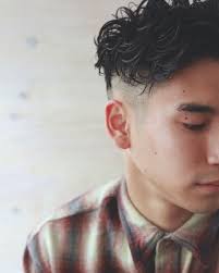 ken matsumoto 大人女子ヘアはinstagramを利用しています 大人男子は0 8mm刈り上げ トップは直毛をカバーするちょい曲げパーマ ken bridge ボブ ボブヘアー メンズパーマ メンズヘアー くせ毛 く メンズ ヘアスタイル メンズヘアカット 男のヘア