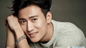 Celebrities that look identical -- What do you think?