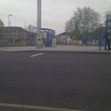 Die gemeinde wird per bus mit allen nachbargemeinden alsdorf, baesweiler, eschweiler, jülich und linnich verbunden. Fotos Bei Bahnhof Alsdorf Annapark Alsdorf Nordrhein Westfalen