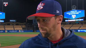 Luke Gregerson honors dad, USA during Classic