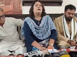 Congress spokesperson Supriya Shrinet post gives rise to sex scandal in  Rajasthan राजस्थान... होटल... रशिया... सेक्स स्कैंडल की आहट, कांग्रेस  प्रवक्ता की पोस्ट से खलबली, Rajasthan Hindi ...