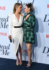 Judy (linda cardellini) and jen (christina applegate) will get into different shenanigans throughout the season. Radiant Linda Cardellini Auf Twitter Linda Cardellini Lindacardellini And Christina Applegate 1capplegate At The Dead To Me Premiere Lindacardellini Christinaapplegate Deadtome Applellini Https T Co Ygatni4esj