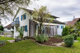 6 Zi Familienhaus Mit Idyllischem Garten Immobilien Kaufen Immobilien Familienhaus