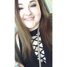 Amélie Ouellette (@AmeeOuellette)