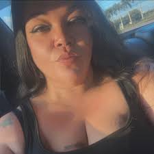 Please delete if not allowed) Hello Neighbors ! Nice to meet yall . I just  moved here not too long ago & unfortunately I'm in desperate need of size 2  diapers for