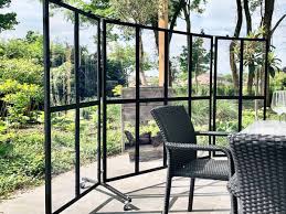 Entspricht trennwand die garten stellwand der stufe an qualität, die ich für diesen gerade preis erwarte? Mobile Outdoor Glas Stellwand Mit 16 Glasflachen Konkursverkauf24 E 649 00