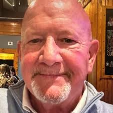 私は完全にフラットなのはわかっているけど、天然のAカップもかわいいよね? 🙈