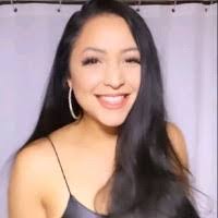 Sandra Jenny's Instagram, Twitter & Facebook