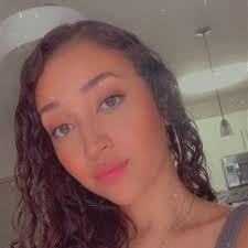 nicole espinal (@nicki_espinal)