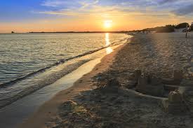 Pescara, abruzzo, italy enjoying a fine location on a quiet street near the centre of pescara, dimora novecento is set in an elegant flat in a traditional mansion built in the late 19th century. Gunstig In Die Italienische Sonne Fluge Nach Pescara Nur 2 Urlaubstracker De