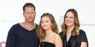 Photos, family details, video til schweiger is the pride of german cinema, a remarkable actor, a talented director, a producer, and. Liebes Comeback In Hamburg Dana Und Emma Wohnen Wieder Bei Til Schweiger Mopo