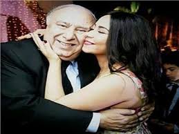 حسام حبيب قاد حملة لنفي القصة برمتها واتصل تقريباً بكل مواقع الأخبار ليظهر بالصوت والصورة مؤكدا أن ما يجمعه. Alp5uy Of2wkbm