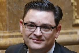 Alan Eichelberger's Instagram, Twitter & Facebook