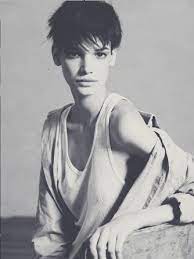 Pin By Hannah Mitcheson On Androgynous Cute Hairstyles For Short Hair Girls Short Haircuts Short Hair Styles