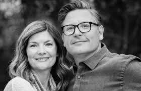 Chelsea Applegate's Instagram, Twitter & Facebook