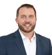 2924 Edgewater Dr, Edgewater, MD 21037