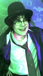 Riddle Me This Riddle Me That Drag Queen Orginal Vid