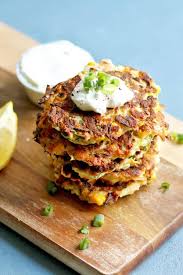 Quick And Easy To Make These Zucchini And Halloumi Fritters With Sweet Corn Are A Great Way To Sneak Some Extra Veggies Into In 2020 Fritter Recipes Fritters Recipes