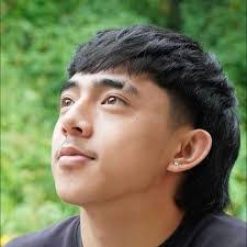 Miguel Velarde's Instagram, Twitter & Facebook