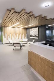 Newalta U S Headquarters In Denver Co Midsizeoffice Commercialspaces Commercialinterio Lobby Design Ceiling Design Living Room Living Room Design Modern