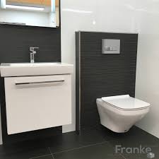 Goldene armaturen setzen glänzende akzente in diesem kleinen, aber edlen wc. Oft Unterschatzt Das Gaste Wc Als Vorzeigeort Franke Raumwert