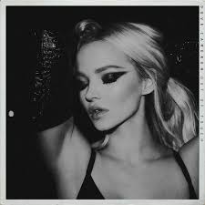 Dove Cameron: Out of Touch (Music Video 2019)