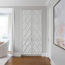 When it's this pretty, who needs doors? Fretwork Bedroom Closet Doors Design Ideas