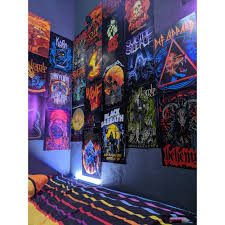 Batas tepi ini berguna untuk membantu anda memposisikan gambar poster yang akan anda buat. Isi 10pcs Poster Band Poster Metal Poster Kamar Poster Dinding Posterbmth Shopee Indonesia