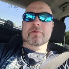 Michael l. (@Michael23150750)